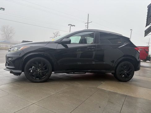 Used 2022 Honda HR-V Sport image 6