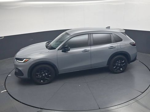 Certified 2025 Honda HR-V Sport image 29