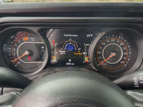 Used 2026 Jeep Wrangler Unlimited Rubicon image 14