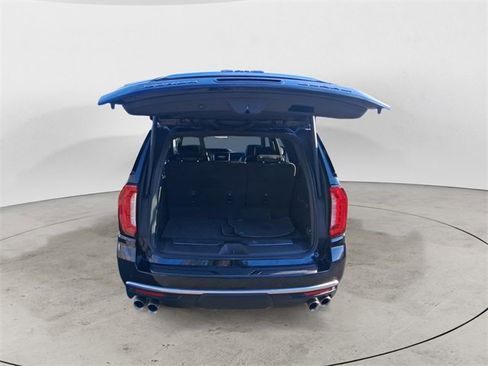 Used 2022 GMC Yukon Denali w/ Max Trailering Package image 16