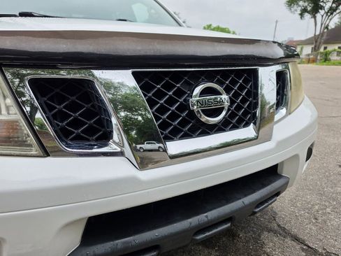 Used 2017 Nissan Frontier SV RWD image 18
