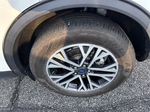 Used 2020 Ford Escape SEL image 20