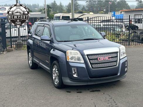 Used 2013 GMC Terrain SLT FWD image 1