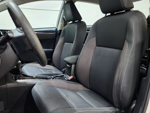 Used 2017 Toyota Corolla LE FWD image 14