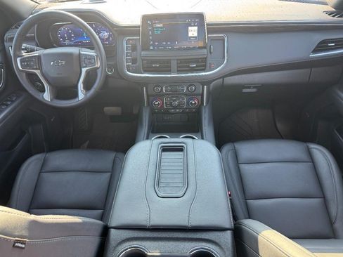Used 2024 Chevrolet Tahoe Z71 w/ Z71 Off-Road Package AWD/4WD image 14