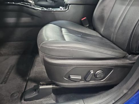Certified 2023 Kia Sorento SX AWD/4WD image 30