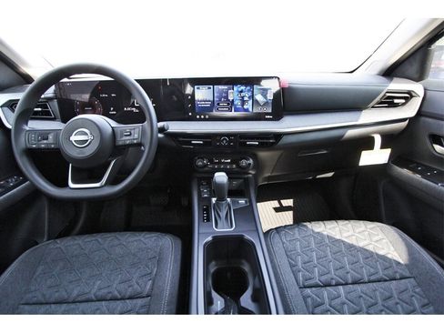 New 2026 Nissan Kicks SV image 9