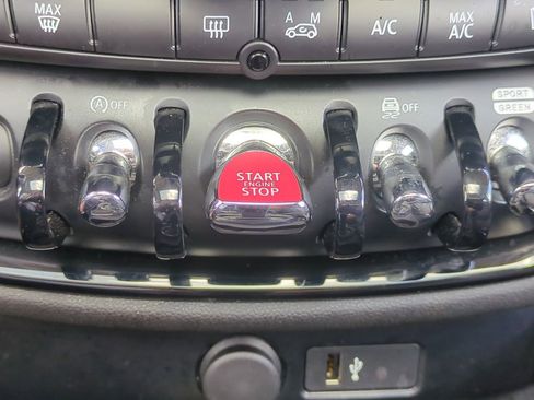 Used 2024 MINI Cooper Clubman S image 32