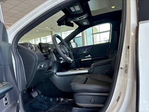 Certified 2026 Mercedes-Benz GLA 250 4MATIC image 13