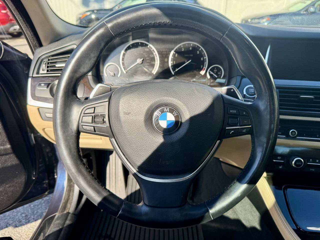 Used 2016 BMW 535i xDrive Sedan AWD/4WD image 23