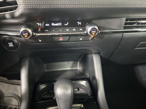Used 2025 MAZDA MAZDA3 s image 29