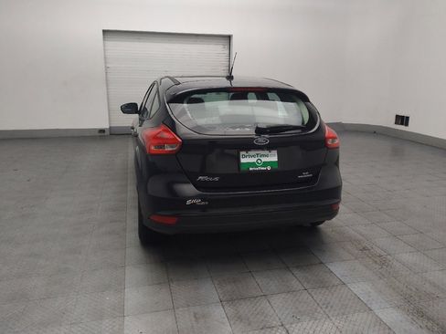 Used 2015 Ford Focus SE image 6