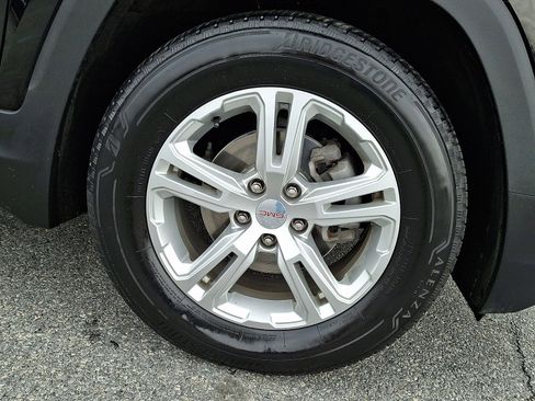 Used 2019 GMC Terrain SLE image 8