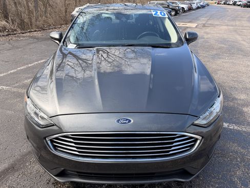 Used 2020 Ford Fusion SE image 8