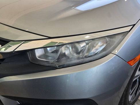 Used 2016 Honda Civic EX-L image 18