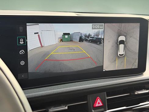 Used 2025 Kia EV6 Light w/ Light LR Technology Package image 13