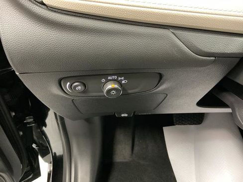 Used 2026 Buick Encore GX Avenir w/ Avenir Technology Package FWD image 12