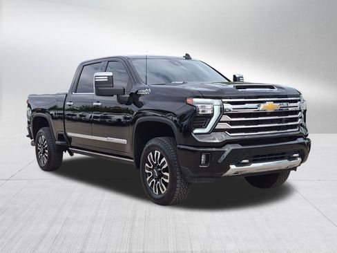 Used 2024 Chevrolet Silverado 3500 High Country w/ High Country Premium Package AWD/4WD image 8