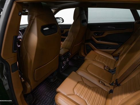 New 2025 Lamborghini Urus SE image 40