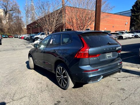 Used 2025 Volvo XC60 B5 Plus image 7