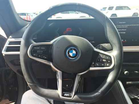 Used 2025 BMW i4 xDrive40i w/ M Sport Package AWD/4WD image 9