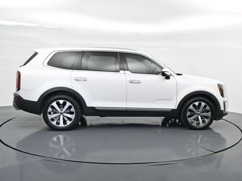 Used 2022 Kia Telluride S AWD/4WD image 8