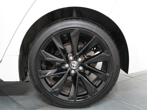 Used 2021 Toyota Corolla SE FWD image 31