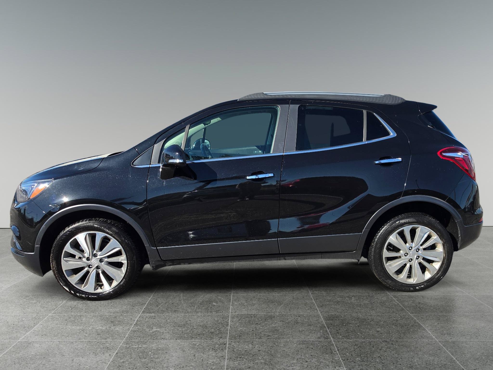 Used 2019 Buick Encore Preferred w/ Safety Package FWD image 2