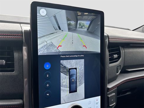 Used 2024 Ford Expedition Max Limited image 14