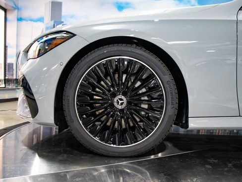 Used 2026 Mercedes-Benz CLE 300 CLE 300 image 7