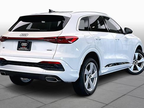 Used 2025 Audi Q5 Premium AWD/4WD image 13