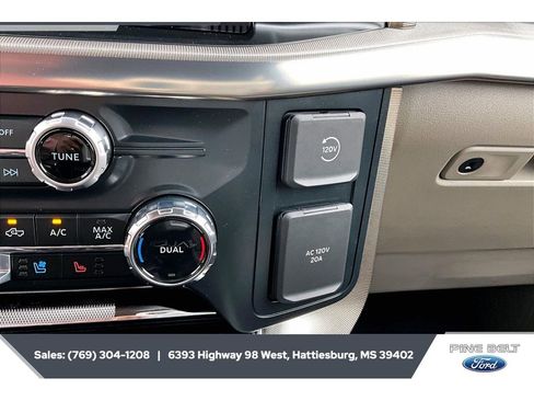 New 2025 Ford F150 Platinum w/ Equipment Group 703A Plus AWD/4WD image 24