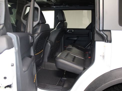 Used 2024 Ford Bronco Badlands image 27