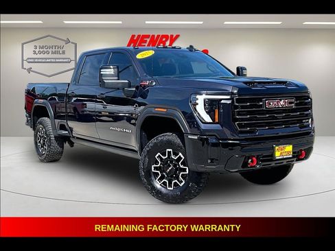Used 2025 GMC Sierra 2500 AT4X AWD/4WD image 1