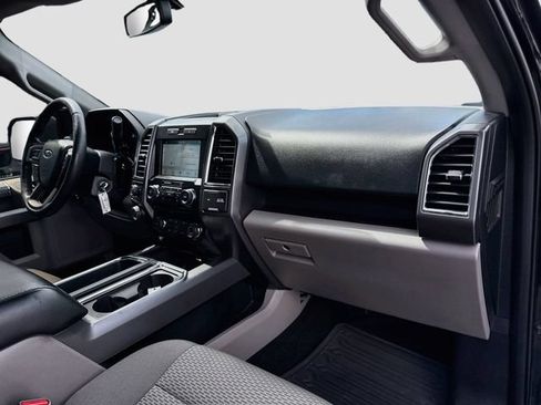 Used 2016 Ford F150 XLT w/ Equipment Group 302A Luxury AWD/4WD image 37