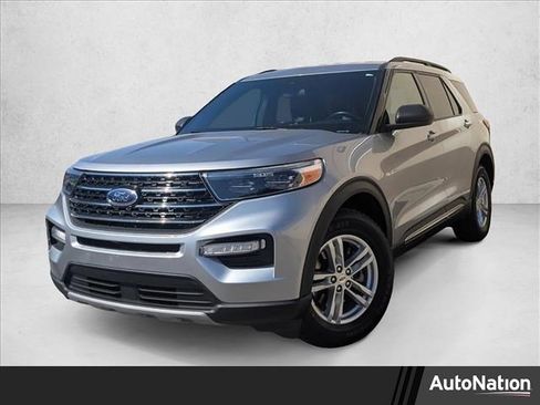 Used 2020 Ford Explorer XLT w/ Equipment Group 202A image 1