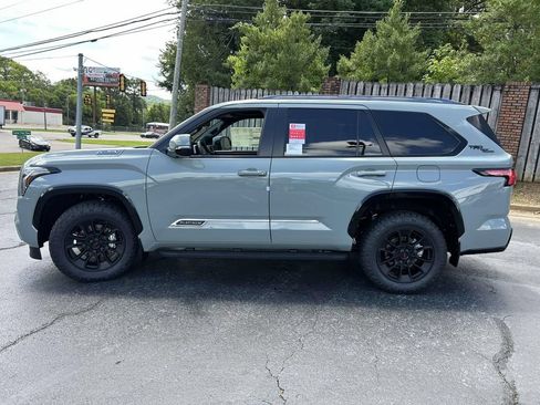 New 2026 Toyota Sequoia Platinum w/ TRD Off-Road Package AWD/4WD image 6