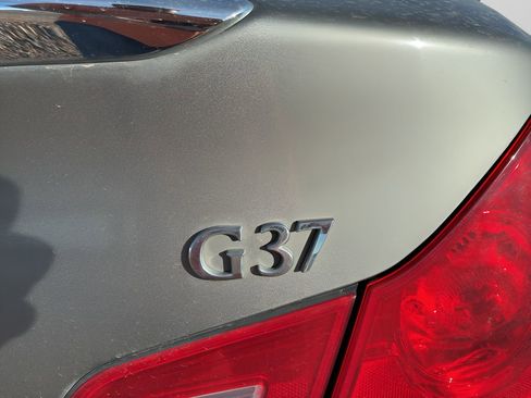 Used 2009 INFINITI G37 Journey image 16