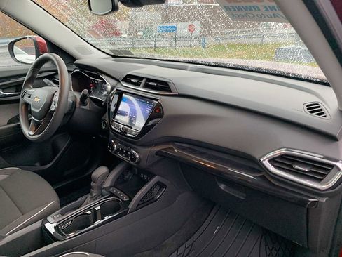 Certified 2023 Chevrolet TrailBlazer LT w/ Convenience Package image 26