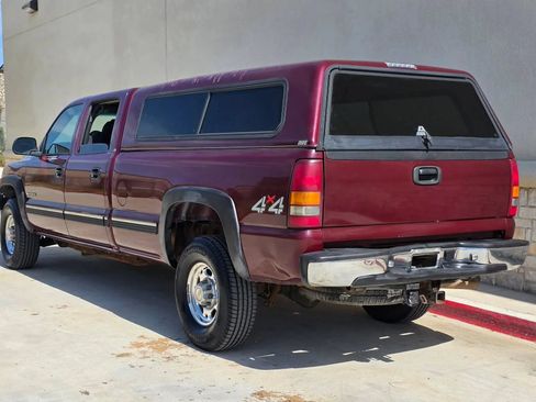 Used 2002 Chevrolet Silverado 2500 LS w/ Off-Road Skid Plate Pkg AWD/4WD image 5