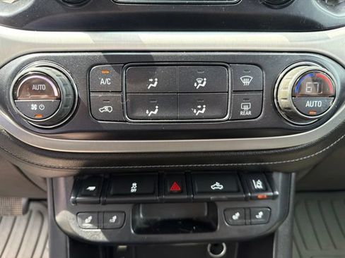 Used 2016 GMC Canyon SLT w/ Driver Alert Package RWD image 25