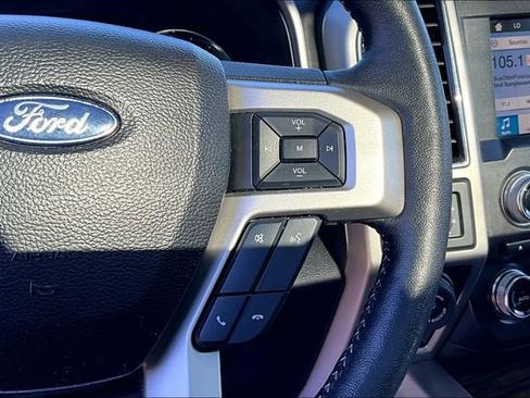 Used 2018 Ford F150 Lariat w/ Equipment Group 502A Luxury image 13