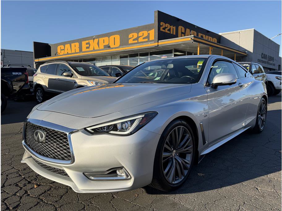 Used 2017 INFINITI Q60 3.0t w/ Premium Plus Package 3.0T RWD image 1