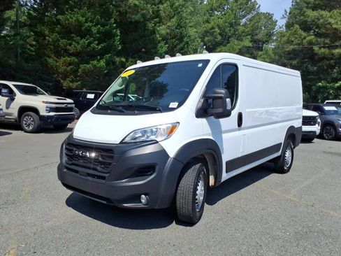 Used 2025 RAM ProMaster 2500 w/ Convenience Group FWD image 39