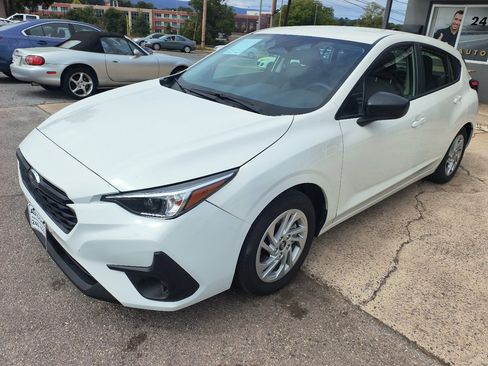 Used 2024 Subaru Impreza 2.0i image 1