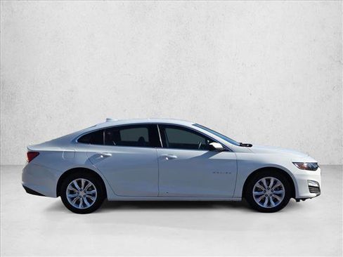 Used 2024 Chevrolet Malibu LT image 4