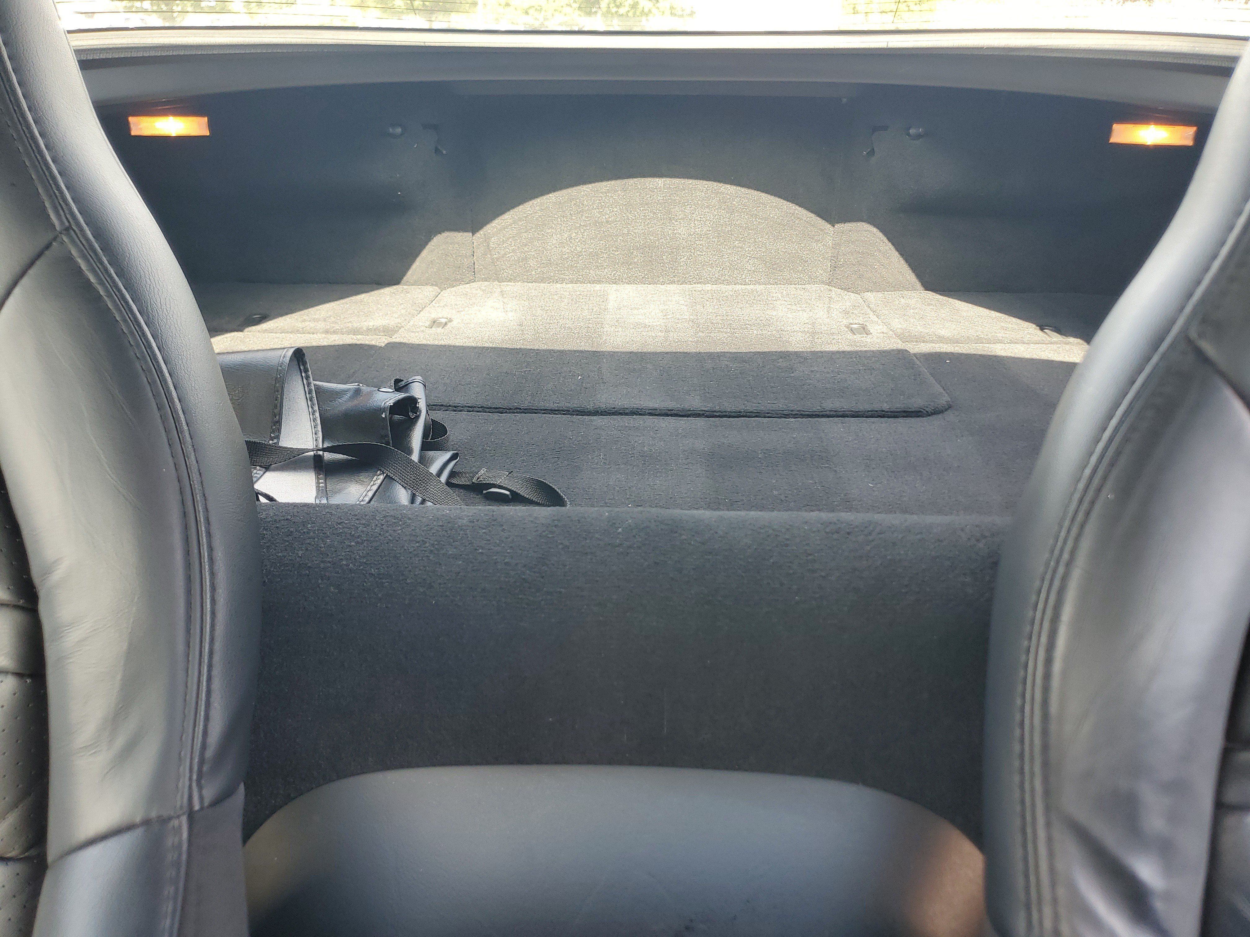 Used 2004 Chevrolet Corvette Coupe RWD image 18