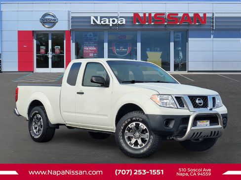 Used 2013 Nissan Frontier S image 1