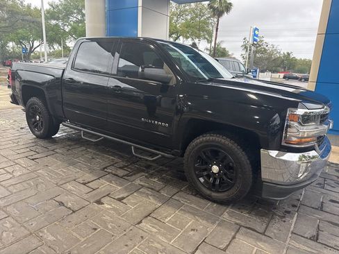 Used 2018 Chevrolet Silverado 1500 LT w/ All Star Edition RWD image 1
