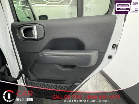 Used 2021 Jeep Gladiator Overland AWD/4WD image 49